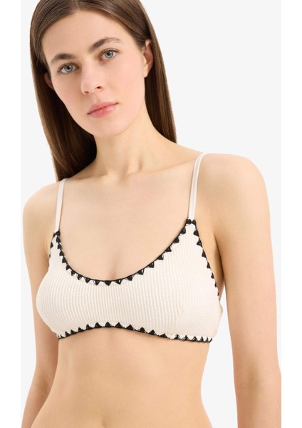 Regular Fit Bürümcük Bikini Üstü-Fall in Love E0306AX25SM modelleri