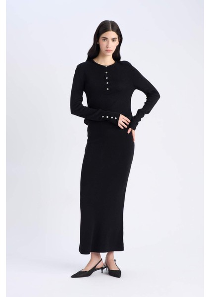 Fitted Bisiklet Yaka Basic Düz Siyah Triko Kazak E5345AX25SP indirimleri