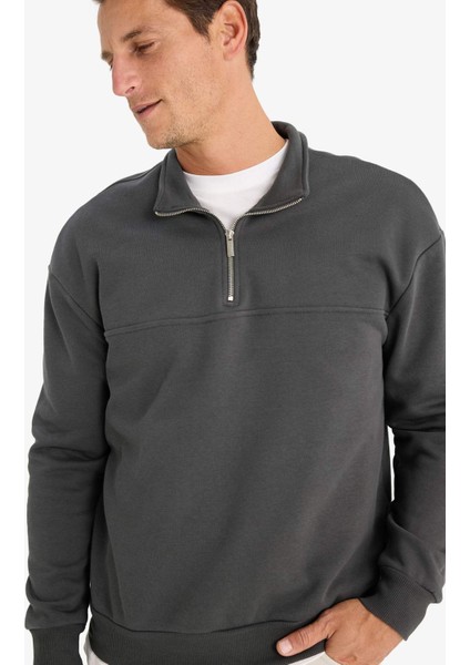 Relax Fit Dik Yaka Fermuarlı Basic Düz Kalın Sweatshirt E5334AX24WN