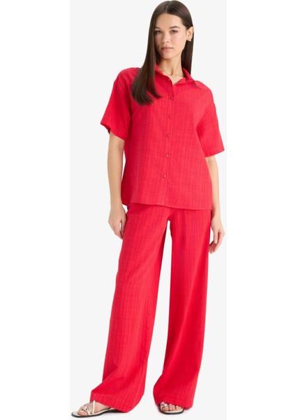 Oversize Geniş Kalıp Basic Düz Kırmızı Kısa Kollu Gömlek A9135AX25SM fırsatları
