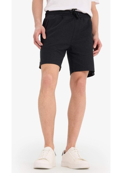 Slim Fit Dar Kesim Dar Paça Şort W7965AZ25SM