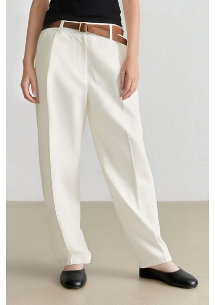 Carrot Fit Gabardin Kumaş Pantolon Kemerli Yüksek Bel Kısa Paça D2732AX25SP
