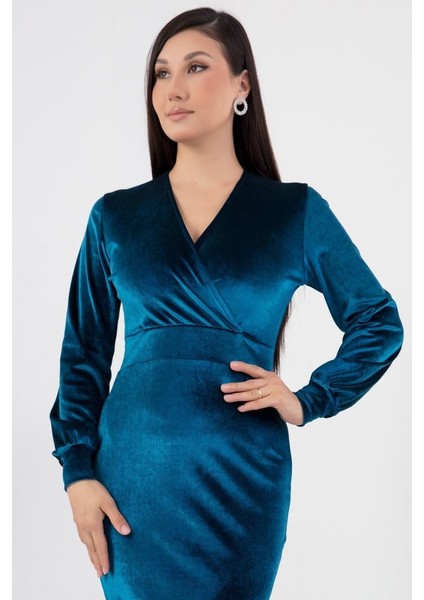 Kadın Kadife Kumaş Manşetli V Yaka Şık Kalem Elbise modelleri