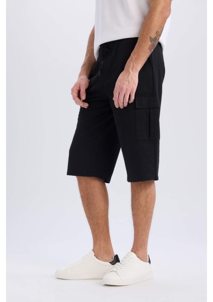 Slim Fit Dar Kesim Kargo Cepli Basic Düz Kapri Şort T4693AZ25SM