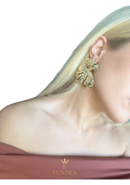 Kraliçe Yaprakları Küpesi- Yaz sezonu Gösterişli Trend takı Model, Çicek form, Şık tasarım 14 ayar Altın Kaplama rengi indirimleri