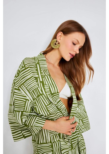 Regular Fit Desenli Kuşaklı Pamuklu Kimono-Fall in Love D0453AX25SP fiyatları