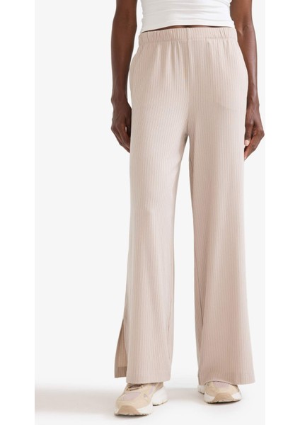 fit Wide Leg Cepli Geniş Paça Yırtmaçlı Uzun Sporcu PANTOLON E2538AX25SM