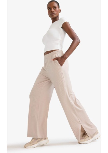 fit Wide Leg Cepli Geniş Paça Yırtmaçlı Uzun Sporcu PANTOLON E2538AX25SM