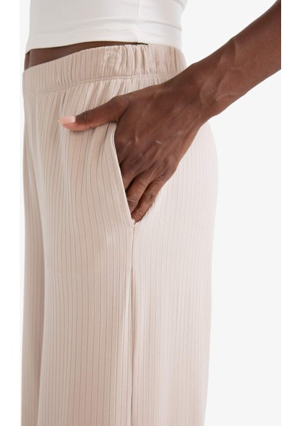 fit Wide Leg Cepli Geniş Paça Yırtmaçlı Uzun Sporcu PANTOLON E2538AX25SM