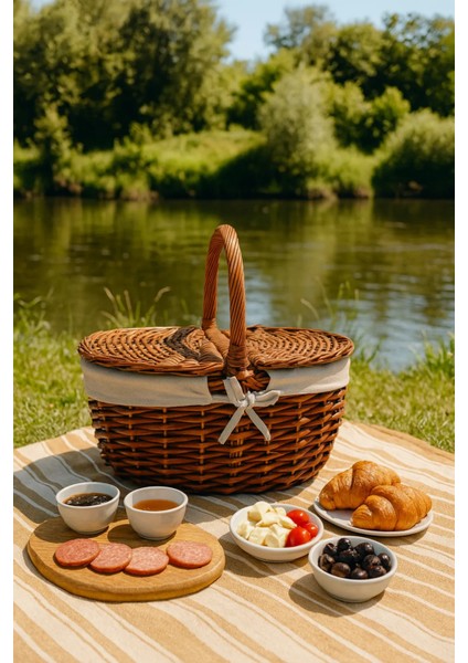 Krem Kumaş Detaylı Hasır Piknik Sepeti 40X30X19 cm – Kapaklı Termoform Sepet