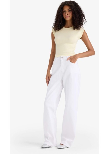 Slim Fit Dar Kesim Bisiklet Yaka Basic Düz Modal Kısa Kollu Tişört F0685AX25SP fiyatları