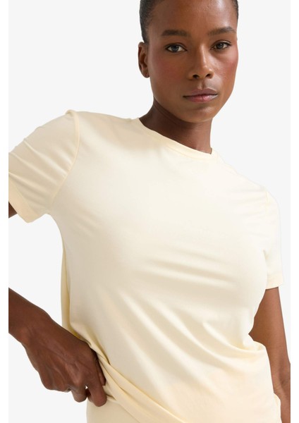 Standart Fit Bisiklet Yaka Sporcu Basic Düz Kısa Kollu Siyah Tişört D2296AX25SP