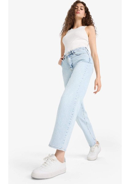 Comfort Straight Yüksek Bel Bilek Boy Jean Yıkamalı Pantolon D8155AX25SM fiyatları