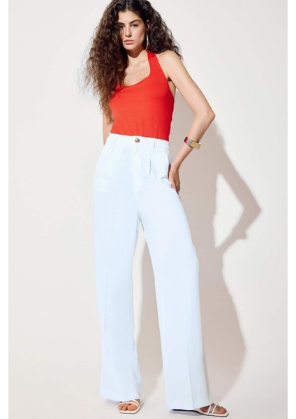 Slim Fit Dar Kesim Crop Halter Yaka Kırmızı Bluz F6279AX25SM fiyatları