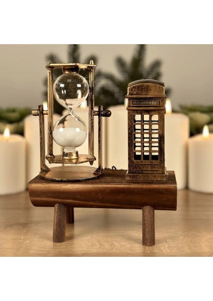 Dekoratif Ingiliz Telefon Kulübesi ve Kum Saati