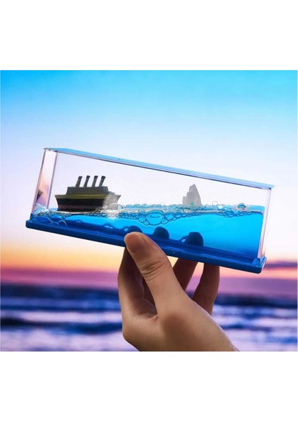 Titanic Figürlü Batmayan Gemi Canlı Rengi ve Kalitesiyle Şık Hediyelik Batmayan Gemi