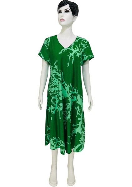 Mercan Desenli Geniş Kesim Viskon Elbise – 36-50 Beden Arası Standart Rahat Kalıp