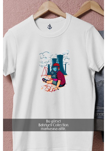 Oversize Boy Wearing Gas Mask Illustration Polluted Industrail City Tasarımlı Unisex T-Shirt fiyatları