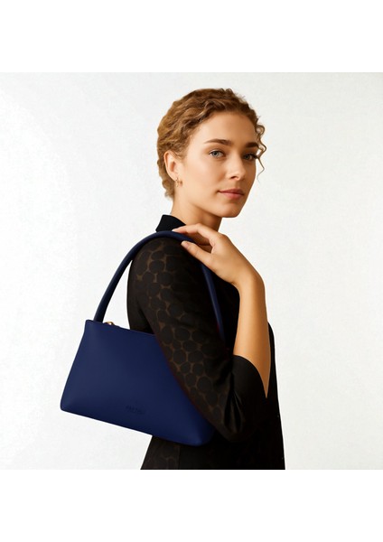 Kadın Basic Tek Saplı Fermuarlı Baget El ve Omuz Çantası 27X15X7 cm