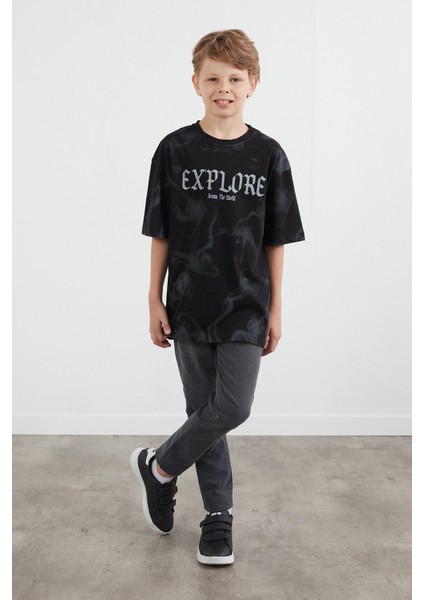 Explore Yazı Baskılı Erkek Çocuk Tişört modelleri