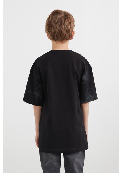 Explore Yazı Baskılı Erkek Çocuk Tişört fırsatları