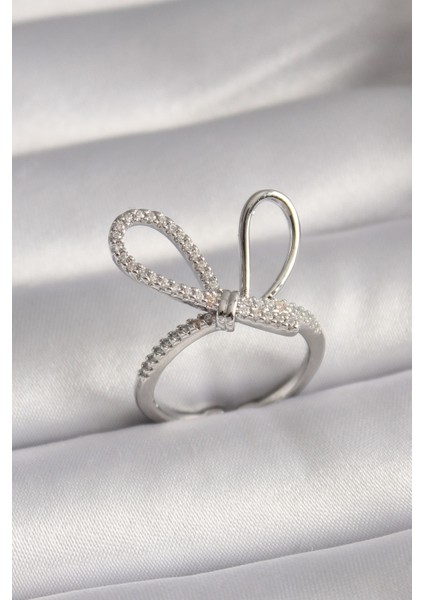 Pirinç Gümüş Renk Zirkon Taşlı Düğüm Model Kadın Yüzük