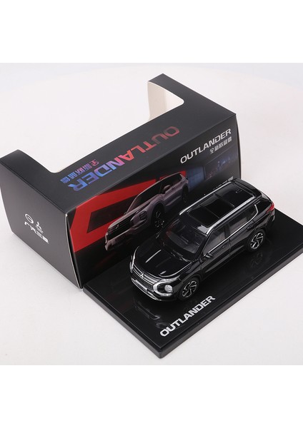Satışta 1:43 Outlander Suv Siyah/beyaz Alaşım Model Araba (Yurt Dışından)