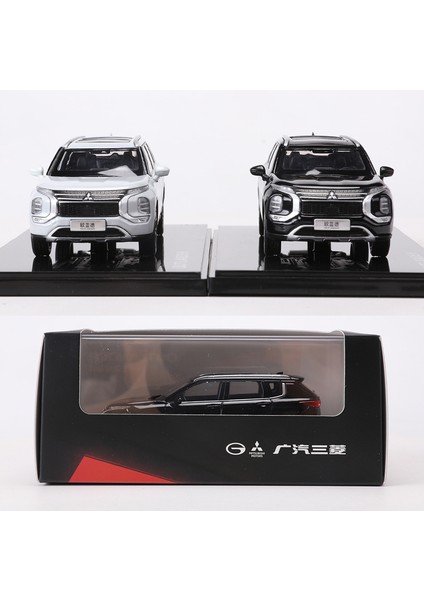 Satışta 1:43 Outlander Suv Siyah/beyaz Alaşım Model Araba (Yurt Dışından) fırsatları