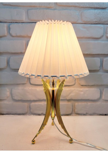 Modern Dekoratif Gold Metal Angel Model Açık Krem El Yapımı Pileli Kumaş Şapkalı Abajur