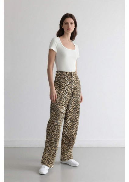 Baggy Fit Leopar Desenli Yüksek Bel Standart Boy Gabardin Pantolon D8149AX25SP fırsatları