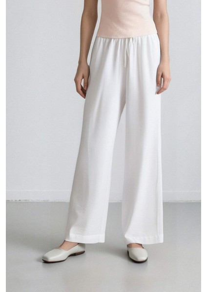 Wide Leg Çift Cepli Yüksek Bel Geniş Paça Beyaz Palazzo Pantolon F2662AX25SM