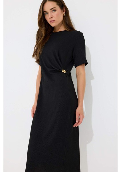 Regular Fit Bisiklet Yaka Basic Düz Bürümcük Kısa Kollu Midi Yazlık Elbise E7330AX25SM fiyatları