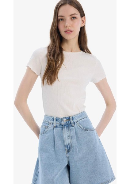 Fitted Bisiklet Yaka Basic Düz Fitilli Kaşkorse Kısa Kollu Beyaz Tişört K7064AZ25SM fırsatları