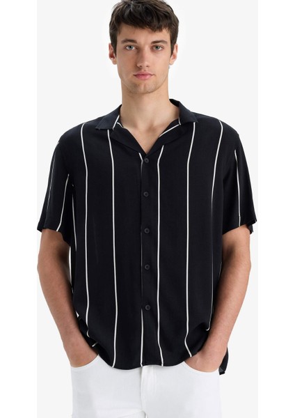 Regular Fit Apaş Yaka Çizgili Yazlık Kısa Kollu Gömlek E2559AX25SM