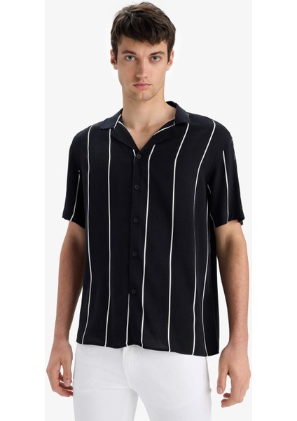 Regular Fit Apaş Yaka Çizgili Yazlık Kısa Kollu Gömlek E2559AX25SM modelleri