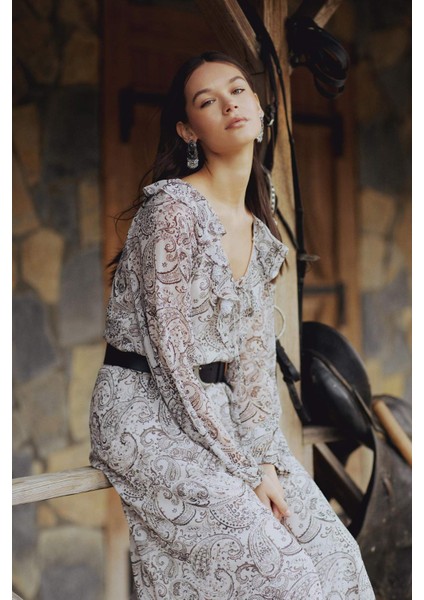 Fırfırlı Yaka Etnik Desenli Şifon Uzun Kollu Midi Elbise E7169AX25SP modelleri