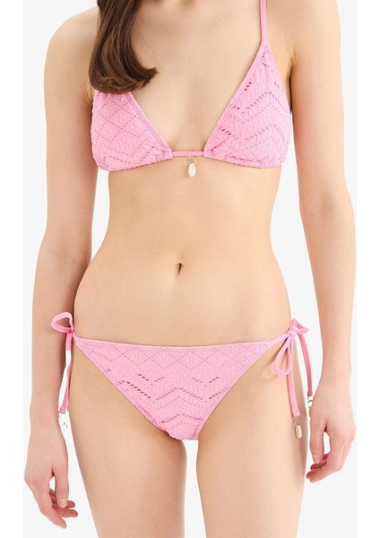 Regular Fit Nakışlı Brode Bikini Altı-Fall in Love B6895AX25SM indirimleri