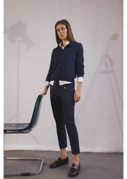 Skinny Fit Yüksek Bel Cepli Düğmeli Düz Paça Kumaş Pantolon E5431AX25SP