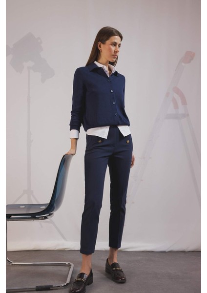 Skinny Fit Yüksek Bel Cepli Düğmeli Düz Paça Kumaş Pantolon E5431AX25SP