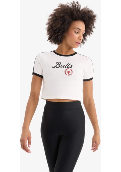 fit Nba Chicago Bulls Slim Fit Bisiklet Yaka Sporcu Fitilli Kaşkorse Kısa Kollu TIŞÖRT E2362AX25SM indirimleri