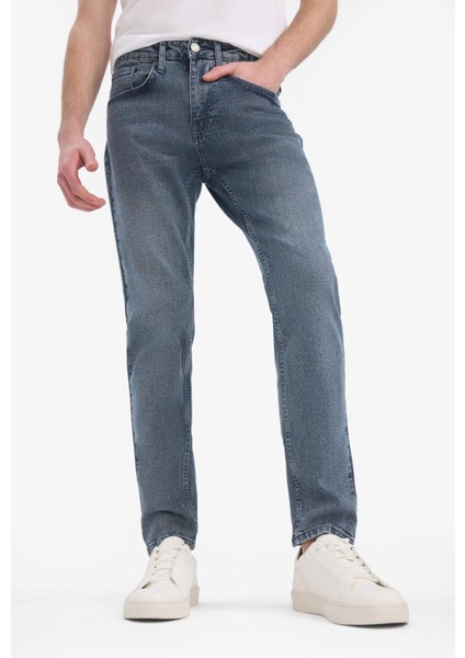 Slim Tapered Fit Dar Kalıp Normal Bel Daralan Paça Jean Pantolon E7035AX25SP