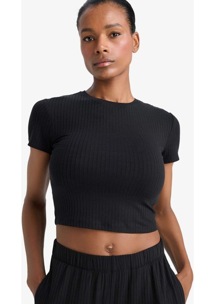 fit Cropped Fit Bisiklet Yaka Sporcu Kısa Kollu TIŞÖRT E2536AX25SM