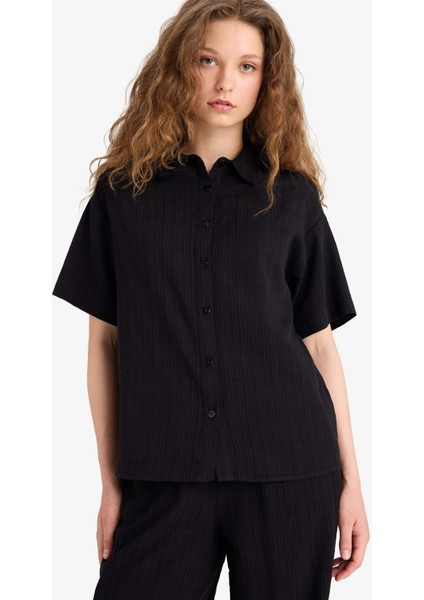 Oversize Geniş Kalıp Basic Düz Kısa Kollu Gömlek A9135AX25SM modelleri