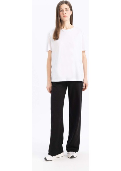 Regular Fit Bisiklet Yaka Basic Düz Penye Kısa Kollu Beyaz Tişört W9584AZ25SP