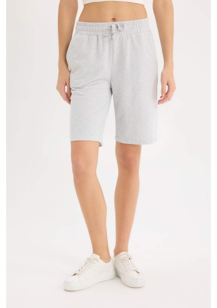 Regular Fit Normal Bel Düz Paça Bermuda Şort W9369AZ25SM