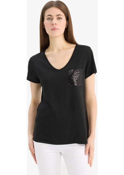 Regular Fit V Yaka Payetli Kısa Kollu Tişört U3769AZ25SP fırsatları