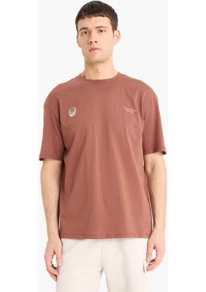 %100 Pamuk Boxy Fit Bisiklet Yaka Sırt Baskılı Kısa Kollu Tişört E1698AX25SM indirimleri