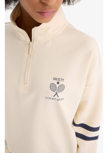 DeFacto Fit Oversize Geniş Kalıp Yarım Fermuarlı Baskılı Sporcu Sweatshirt D7132AX25SP indirimleri