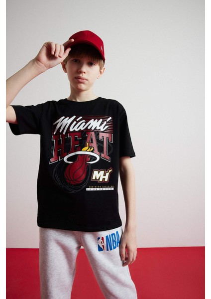 Erkek Çocuk NBA Miami Heat Bisiklet Yaka Kısa Kollu Tişört D9546A825SM