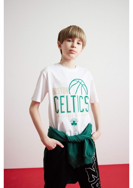 Erkek Çocuk NBA Boston Celtics Bisiklet Yaka Kısa Kollu Tişört D9549A825SM